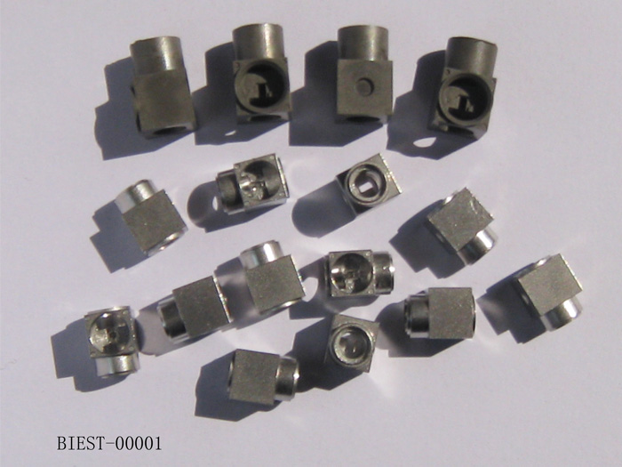 金属粉末打针成型喂料活动性的影响身分